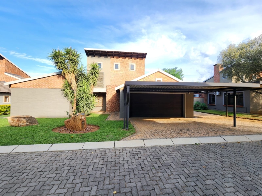 4 Bedroom Property for Sale in Waterval East North West